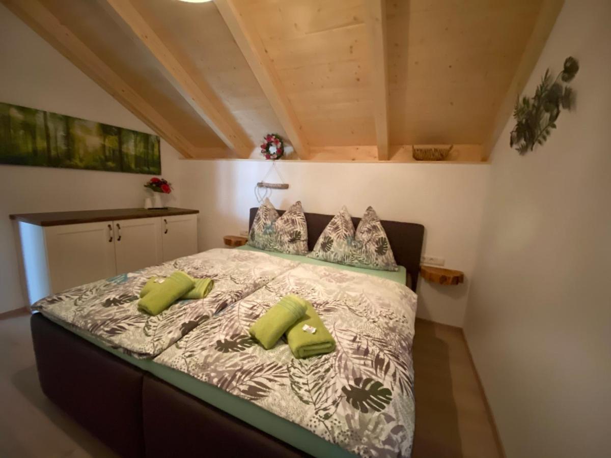 Apartments Edelweiss & Enzian - Gaestehaus Zum Fuchs Hermagor-Pressegger See Extérieur photo