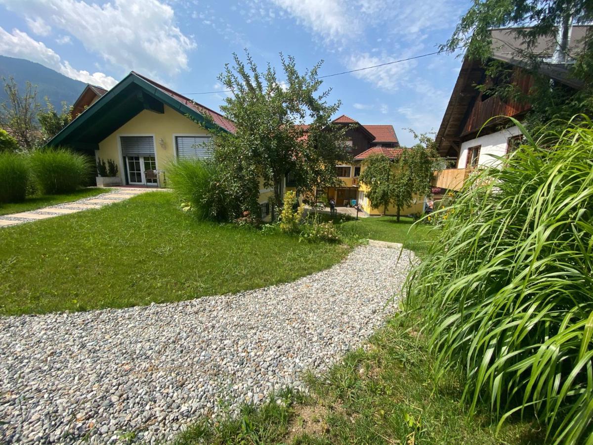 Apartments Edelweiss & Enzian - Gaestehaus Zum Fuchs Hermagor-Pressegger See Extérieur photo